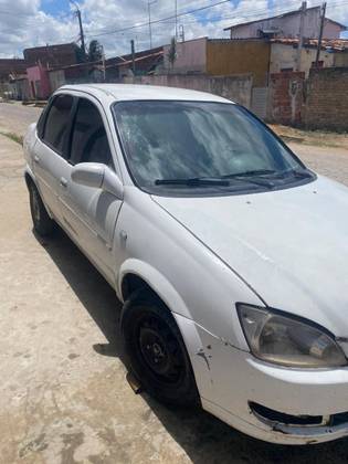 CHEVROLET CLASSIC 1.0 MPFI ADVANTAGE 8V FLEX 4P MANUAL